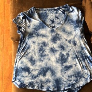 American Eagle T shirt